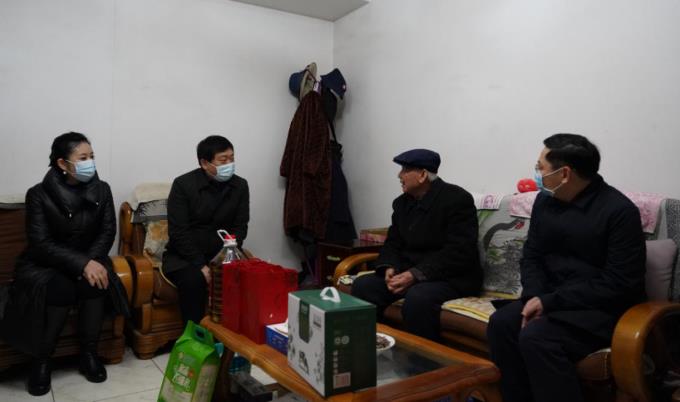 Ê¡¹ú×Êίµ³Î¯Î¯Ô±¡¢¸±Ö÷ÈÎÈÎÐËÎÄ´º½ÚǰϦ´ø¶Ó×ß·ÃοÎʽñÄê»á¹ÙÍø¼¯ÍÅÀϵ³Ô±