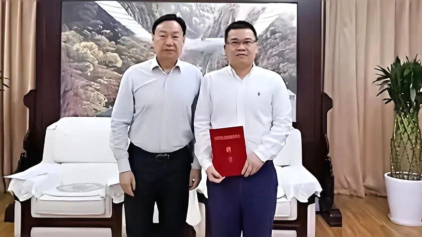 Ê¡½ñÄê»á¹ÙÍø¼¯ÍÅÏòµ¼ÊÜÆ¸Ê¡Õþ¸®²ÎÊÂÊÒÌØÔ¼Ñо¿Ô±